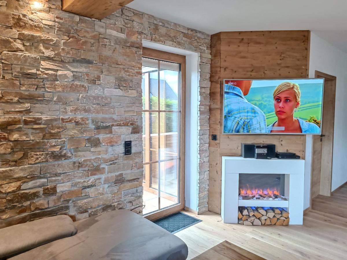 Luxus Ferienwohnung Chalet Seenaehe Schalkenmehren Exterior foto