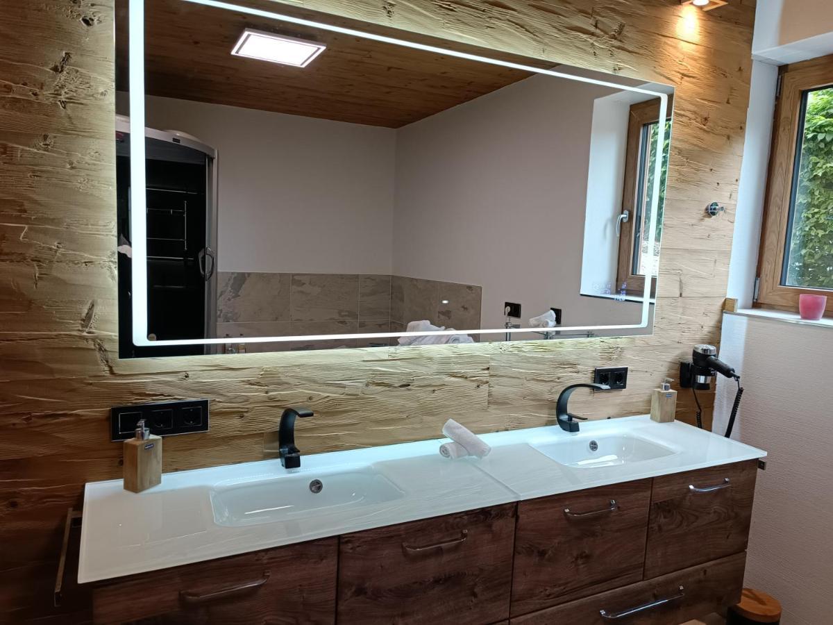 Luxus Ferienwohnung Chalet Seenaehe Schalkenmehren Exterior foto